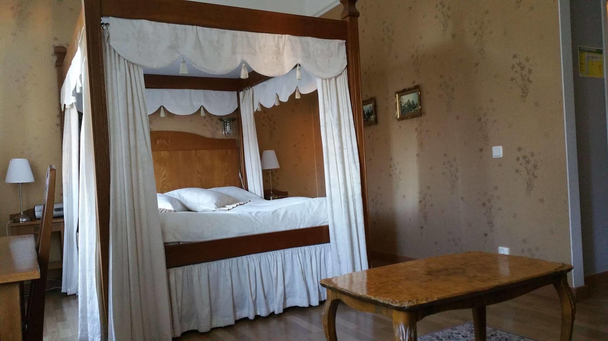 Hotell Laeckoe Lidköping Kültér fotó