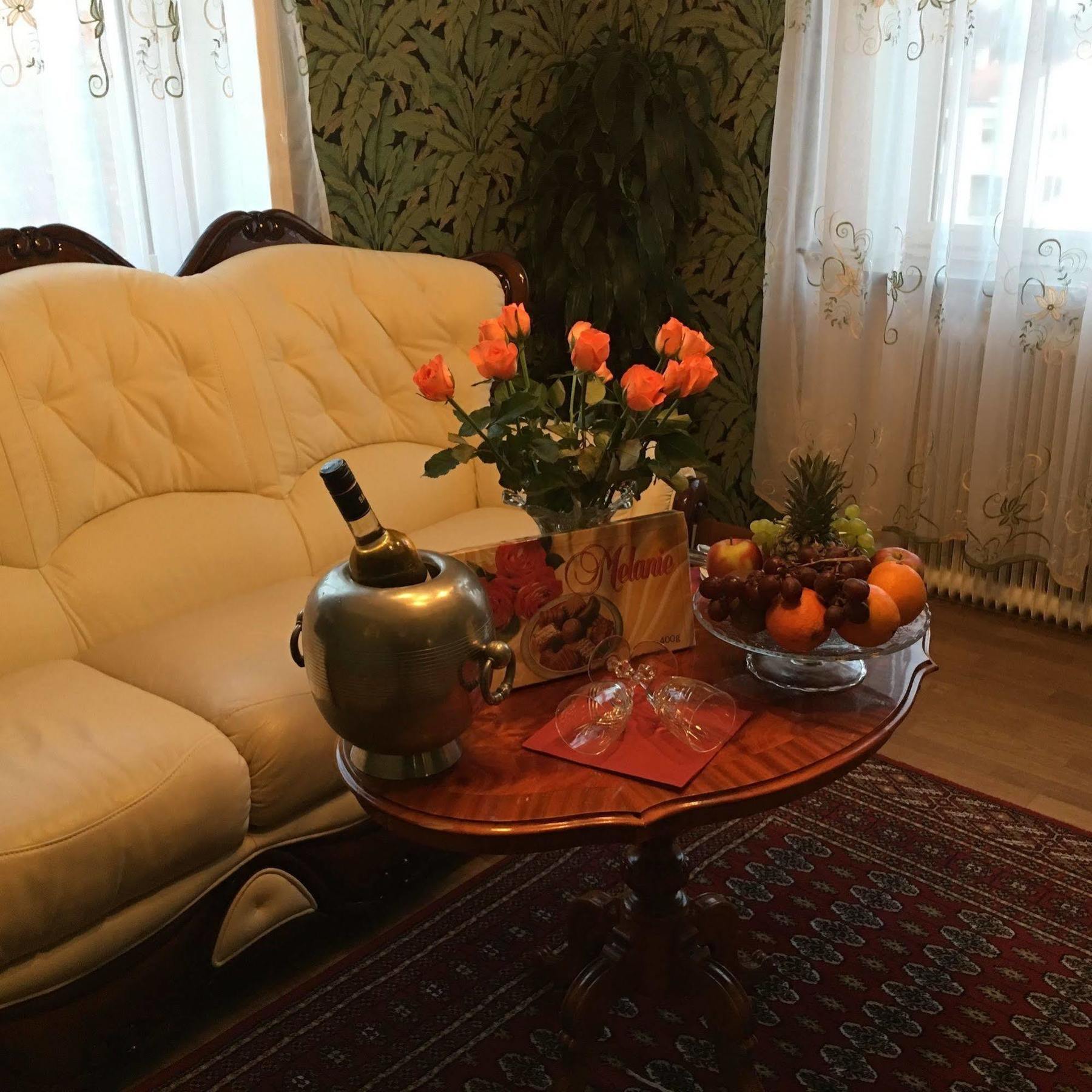 Hotell Laeckoe Lidköping Kültér fotó
